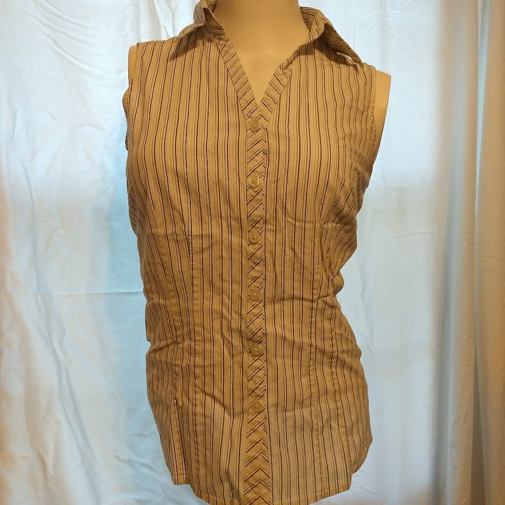 Sleeveless Blouse